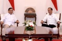 Presiden Jokowi dengan Menteri Pertahanan Prabowo Subianto. (Dok. Setkab.go.id) 
