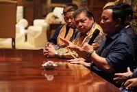 Keluarga besar Koalisi Indonesia Maju menerima Silahturahmi dari Presiden RI ke - 6 Susilo Bambang Yudhoyono bersama Agus Harimurti Yudhoyono. (Facbook.com/@Airlangga Hartarto)
