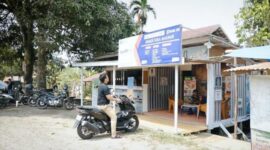 AgenBRILink merupakan perluasan layanan BRI di mana agen menyediakan layanan perbankan secara langsung. (Dok. BRI)