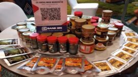 Marandus Sirait, salah satu pelaku usaha rempah Andaliman di Desa Sionggang Utara, Kecamatan Lumban Julu, Kabupaten Toba, Sumatera Utara. (Dok. BRI) 