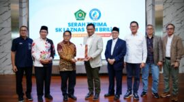 Yayasan Baitul Maal BRILiaN kembali memiliki izin sebagai Lembaga Amil Zakat guna terus berkomitmen dalam mengelola dana ZIS masyarakat sesuai dengan ketetapan syariah dan ketentuan regulasi yang berlaku. (Dok. BRI)