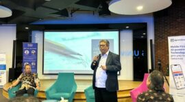 Foto : NS Aji Martono memberikan perspektif dari Badan Nasional Sertifikasi Profesi mengenai peran sertifikasi dalam memastikan kualitas tenaga kerja dalam acara HR Meet & Talk Kamis, 18 Juli 2024, di Auditorium fX Campus BINUS University (18/7/24). (Doc.Ist)