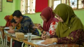 BRI Peduli mengadakan kegiatan pelatihan bagi para guru se-Kabupaten Banyuwangi yang berjudul “Peningkatan Numerisasi melalui Pelatihan Matematika menggunakan Metode Gasing Bagi Guru SD Se- Kabupaten Banyuwangi Bersama BRI Peduli”. (Dok. BRI)