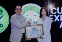 BRI raih penghargaan Total Service Quality Satisfaction based on Customer Perception Survey SQIndex 2024 dengan Predikat Diamond di ajang Service Quality Awards 2024. (Dok. BRI) 