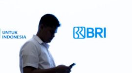 BRI menghimbau masyarakat untuk waspada dengan modus kejahatan perbankan, modus terbaru para pelaku scammer mengubah nomor telepon yang tercantum di kolom alamat mesin pencari Google untuk tujuan menipu masyarakat umum. (Dok. BRI)