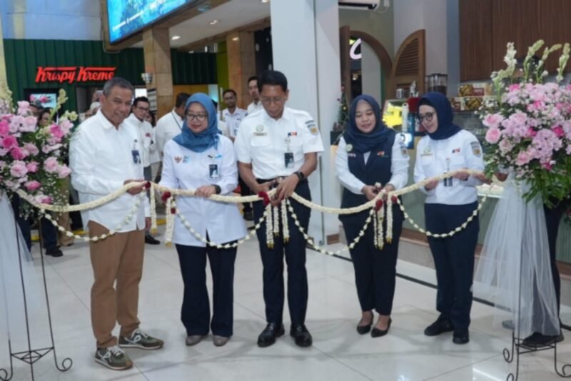 Peluncuran resmi Loko Café yang berlokasi di berbagai stasiun strategis, yaitu Stasiun KCIC Halim, Stasiun Gambir, Stasiun Senen, dan Stasiun Purwokerto. (Dok. BRI)