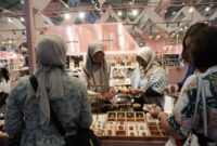 Mampu menyulap kawat tembaga menjadi perhiasan cantik dan eksklusif, brand Diamonte sukses menembus pasar. (Dok. BRI)